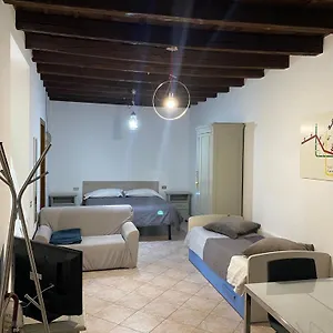 myroom-center-flat.it-lombardy.com/